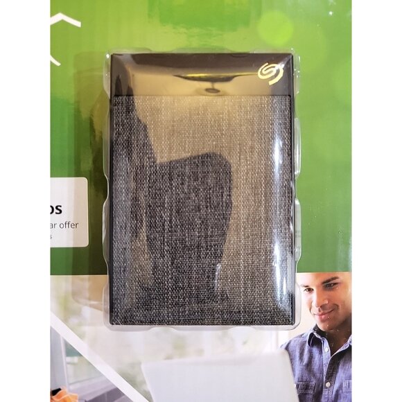 Seagate Backup Plus Ultra Touch 2TB USB 3.0 Seagate Rescue Edition - New Sealed - Picture 2 of 5